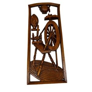 Vintage Durwood Products USA Wood Carving Spinning Wheel‎ Wall Art Decor